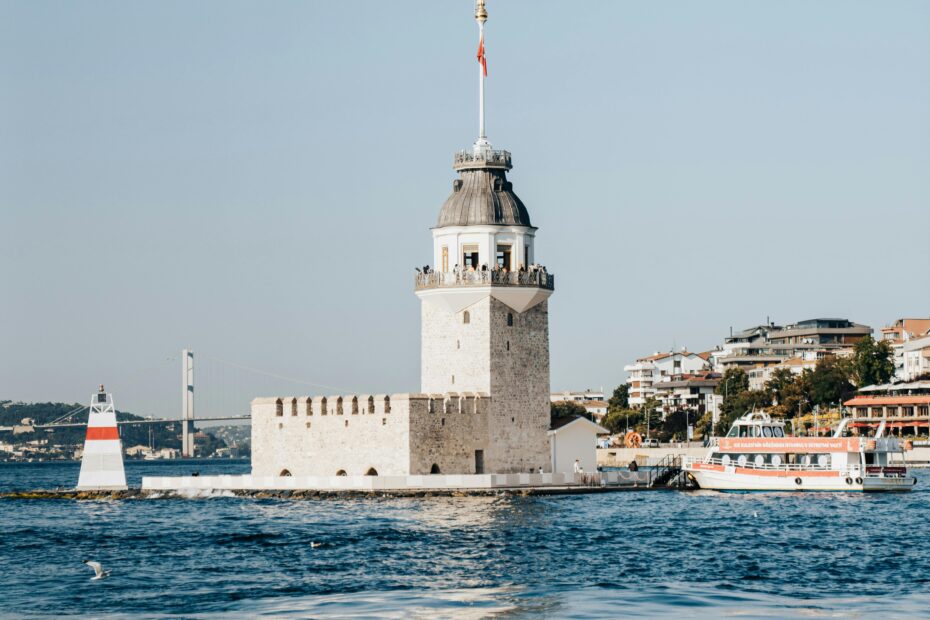 Exploring the History of Sea Shanties – From Work Songs to TikTok